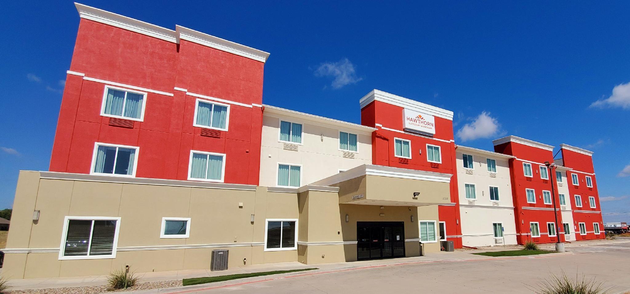 Hawthorn Suites By Wyndham San Angelo Exterior photo